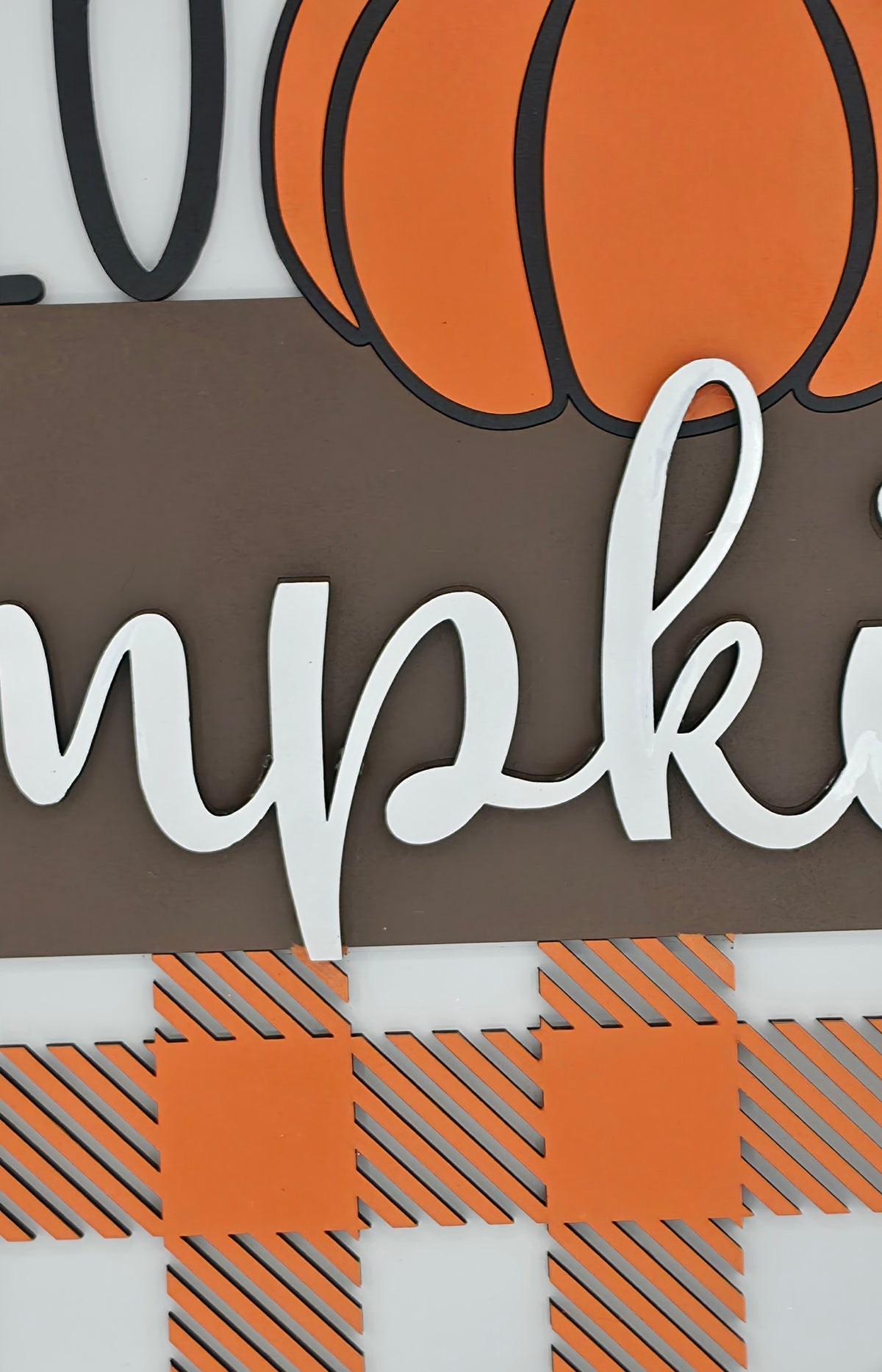 Hello Pumpkin Door Hanger – 16"